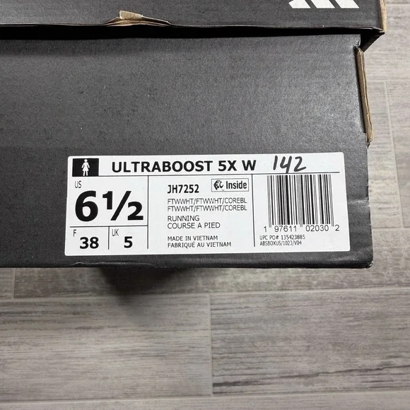 Adidas Ultraboost 5X Cloud White Core Black Shoes JH7252 Womens Size 6.5 Running - Picture 3 of 11